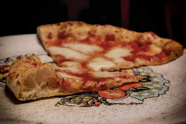 Pizza tonda con farina 'Caputo Nuvola'