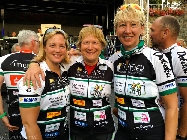 Beim Stopp in Bingen mit Annika Melhorn, Britta Unsleber - mit auf dem Bild eingefangen: Sven Ottke :-)