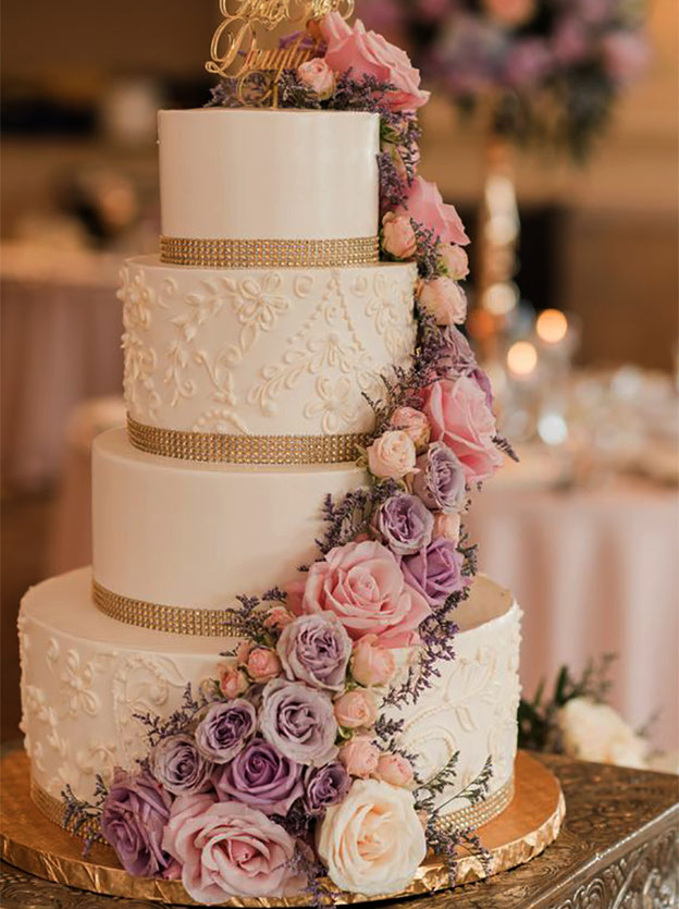 torta-para-boda-elegante-tamaño-mediano