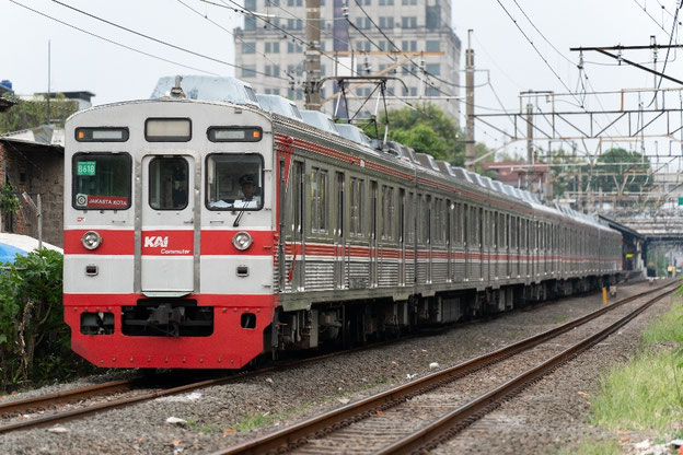 8618F