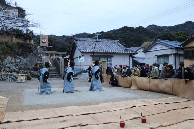 弓引き神事