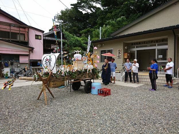 精霊舟とおっさん