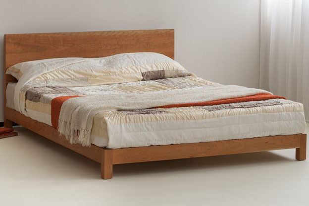 Кровать стиль лофт,кровать рустик,кровать деревянная,кровать из дерева