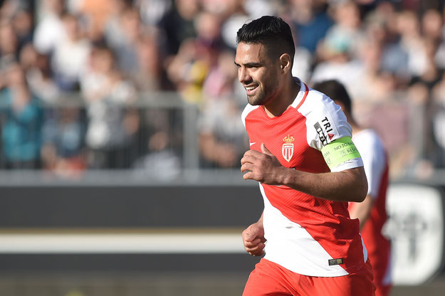 Falcao, un capitaine souriant et heureux, car buteur et vainqueur, ce samedi après-midi, sous le soleil d'Angers