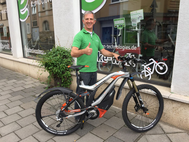 Race Pedelec Probe fahren in der e-motion e-Bike Welt Worms