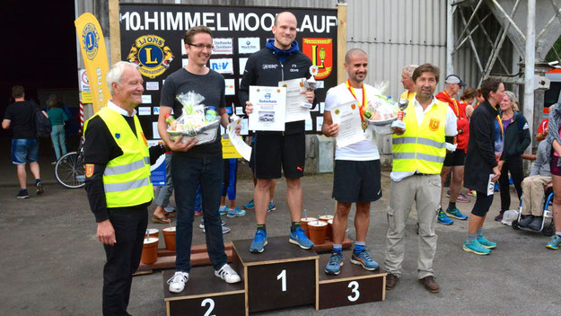 Die Sieger über die 4,1-km-Distanz: David Krischke (1. Platz), Björn Pannemenn (2. Platz) und Hakan Ercel (3. Platz)