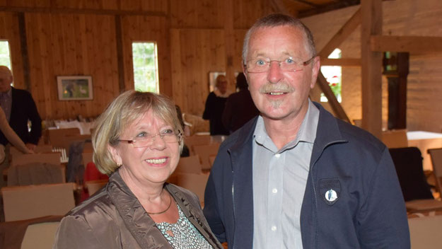 Rudolf Timm, der Vorsitzende des Dorfvereins Renzel, besuchte das Konzert gemeinsam mit seiner Frau und begrüßte die Besucher mit einer launigen Rede.