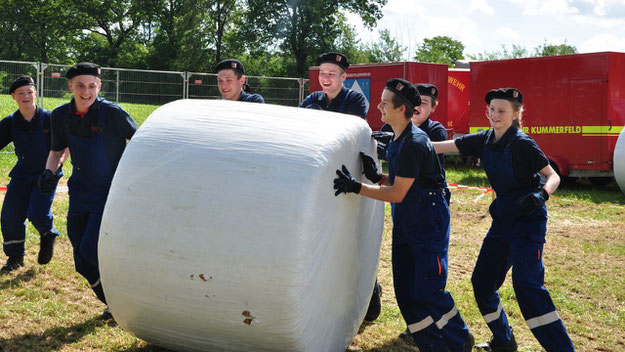 Die Jugendfeuerwehr Hasloh holte sich beim Stadwerke-Cup den 3. Platz (Foto: Feuerwehr)