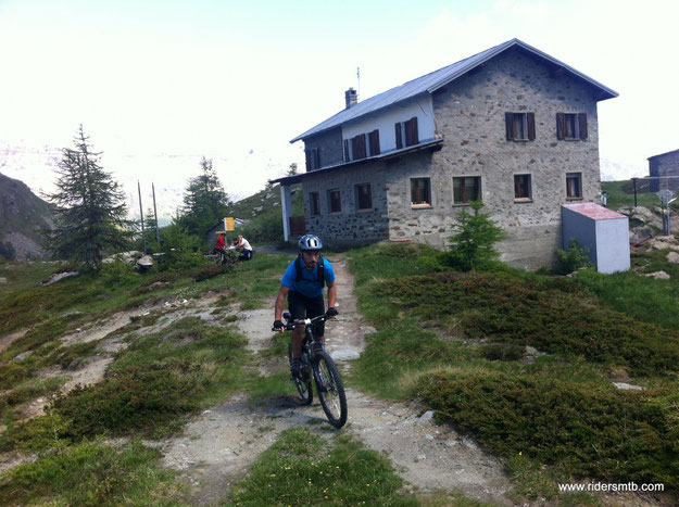 toccata e fuga al rifugio Barmasse