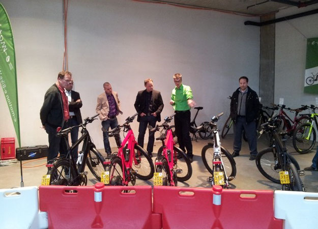 e-Bikes von e-motion an die Umwelt Arena AG