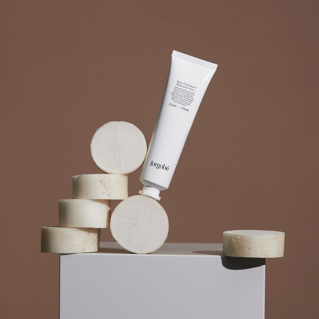 AHA Glycolic Peeling Gel von Jorgobé, 24€