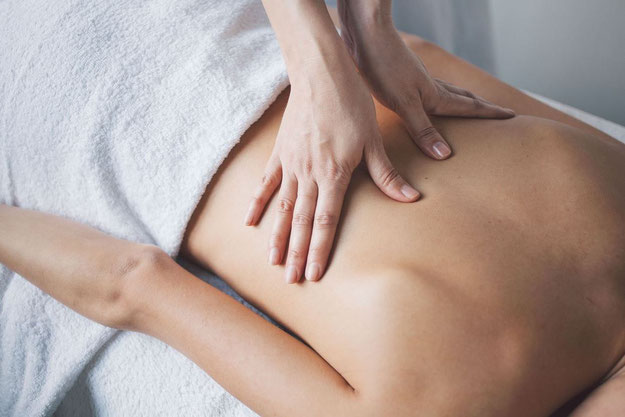 Manuelle Therapie in Basel, Physiotherapie Santewell mit erfahrenen Manualtherapeuten und Manualtherapeutinnen, Schmerzfrei durch das Leben, Schmerztherapie Basel, Manuelle Medizin Basel