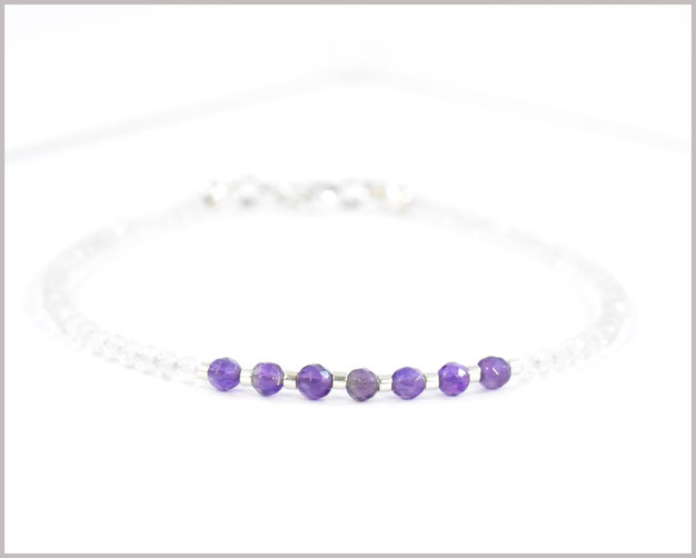 Edelsteinarmband mit 2 mm Amethyst