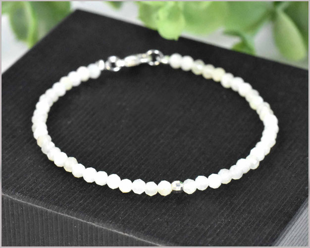 Labradorit Edelsteinarmband mit 3 mm mit Silberperle