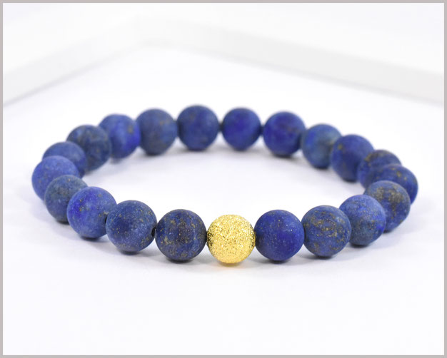 Lapislazuli Edelsteinarmband Matt 8 mm mit Stardustperle gold