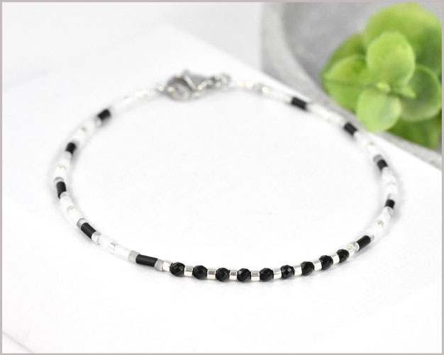 Edelsteinarmband mit 2 mm Achat Steinen kombiniert mit Miyuki Perlen Mix
