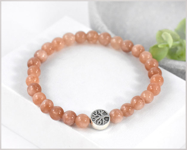 Sunstone / Sonnenstein Armband 6 mm mit Baum des Lebens