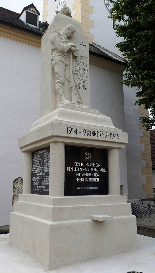 Das Kriegerdenkmal nach der Restaurierung. 