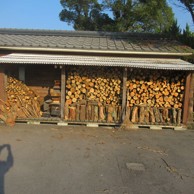 薪小屋