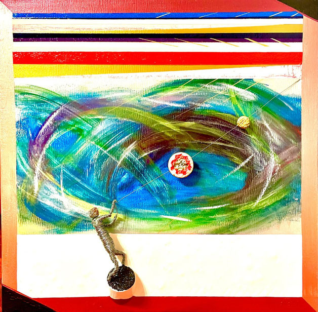 Drahtfigur zieht zwei unterschiedlich große, runde Elemente an einem gespannten Draht durch ein farbenreiches Strömungsfeld – Mixed-Media-Kunstwerk von Andreas Alka alias FLoYd, Symbol für Altruismus und innere Kraft.