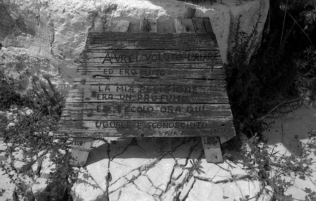 gesehen in Polignano a mare, 2023 ( Zitat aus: La religione del mio tempo, 1961)