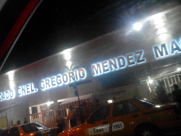 LETRAS EN ALUMINIO CON LUZ DE LEDS