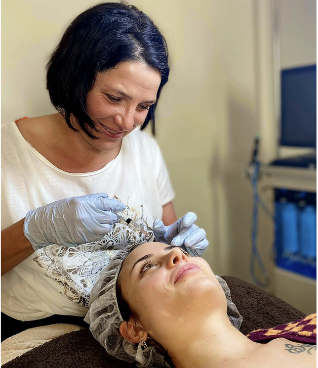 UNIC COSMETICA Anwendung für Frauen