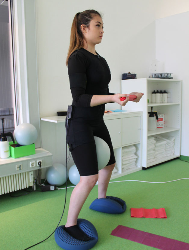 Neue / Elektrotherapie mamatens TENS Geräte und EMS Geräte in der