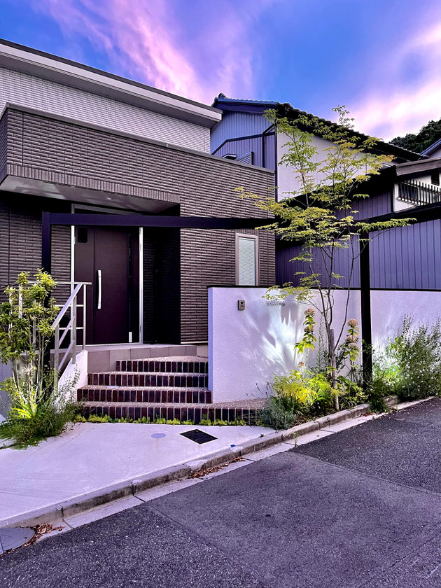 日進市 一条工務店さんの新築エクステリア