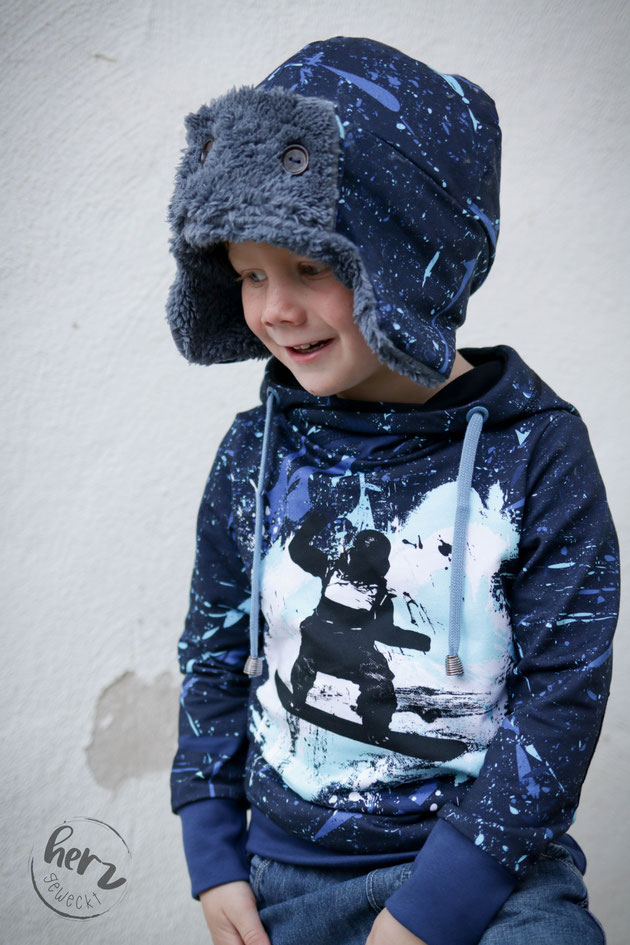 Wintermütze Cosy mit Hoodie dein Nanuk Snowboardstyle