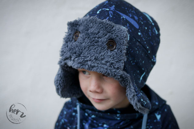 Wintermütze Cosy mit Hoodie dein Nanuk Snowboardstyle