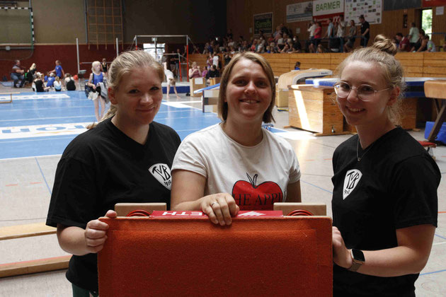 Freuten sich: v.l. Ann Kristin Bick, Alina Römhild und Svenja Vieregge Foto: Woelki