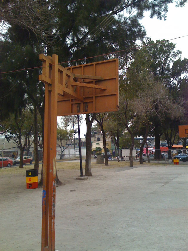LA CANCHA ANTIGUA DE BASQUETBOL