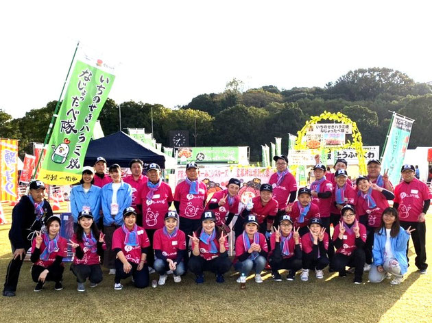 兵庫県明石市で開催された全国大会での集合写真(令和元年)