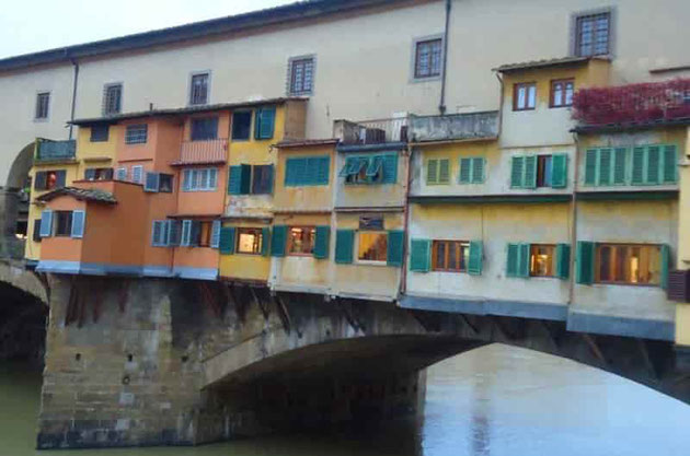 Самый знаменитый мост Флоренции