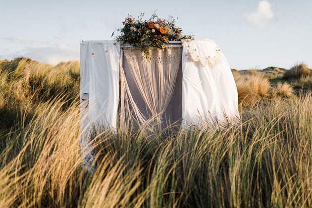 Bohobooth Hochzeitsfotograf Bayern Allgäu Frankfurt stillvoll bohemia hippie photobooth fotobox fotokabine photobox bohohochzeit vintage hochzeit fotoautomat videokabine videobooth schneider fotografie videografie Party Spass