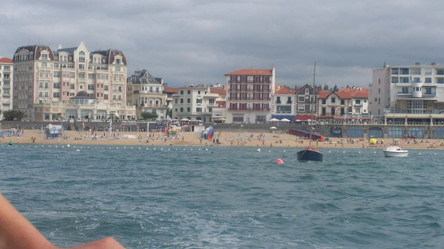 Grande Plage de Saint jean de Luz à 900 mètres
