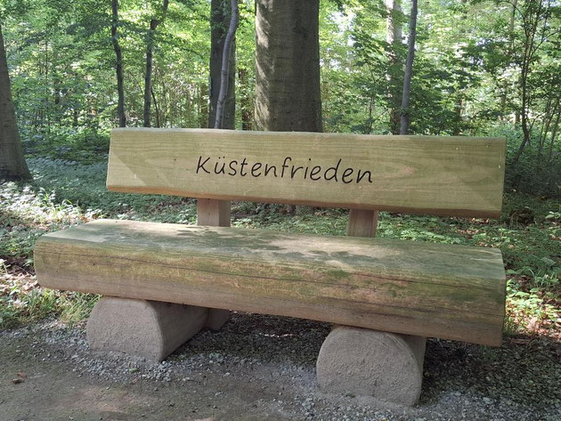 Küstenfrieden Bank Eckernförde Begräbniswald