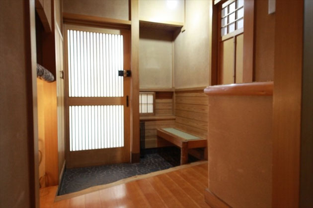 玄関