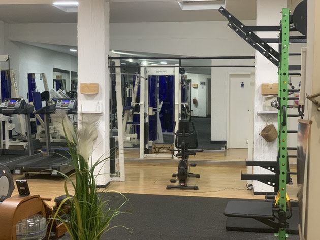 Studio Eingang Boutique Gym Healthengineers 