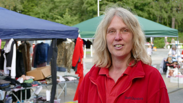 Zufrieden mit dem ersten Eulen-Flohmarkt nach Corona war Chef-Organisatorin Nicole Münster von der Stadt Quickbornt