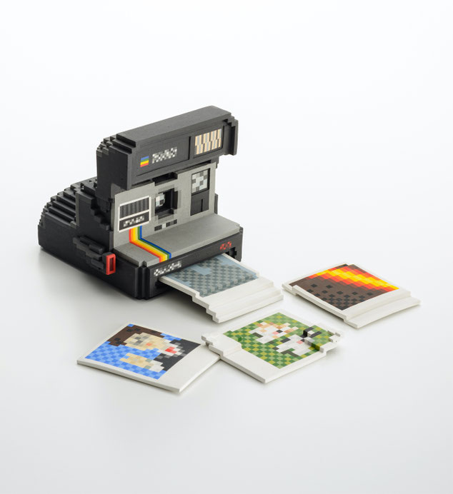 Low pixel CG 「記憶の入れ物２」 2020  H15.5×W40×D32(cm)   ceramic　画像提供：現代美術　艸居