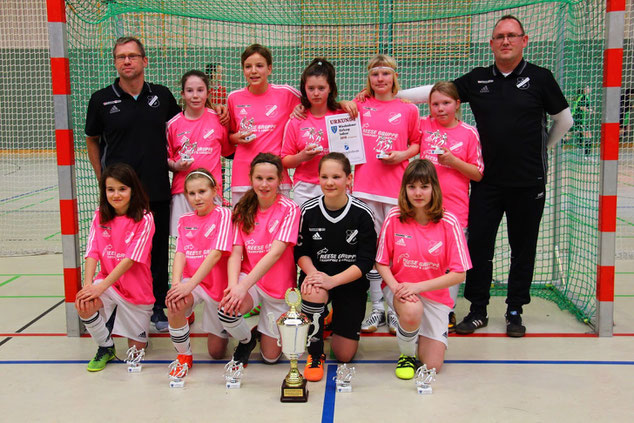 Die Siegerinnen des Wiesbadener Girlscup 2018 Indoor. Foto: Hannelore Wagner