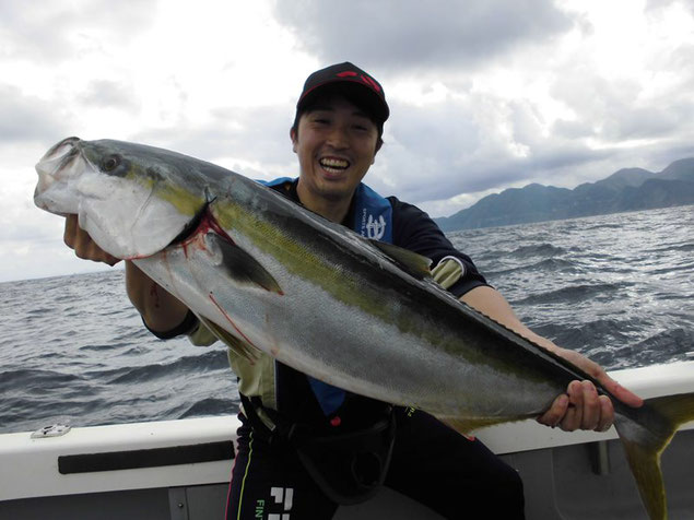 ジギング初挑戦！鰤ゲット！