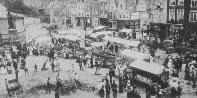WARENMARKT 1900