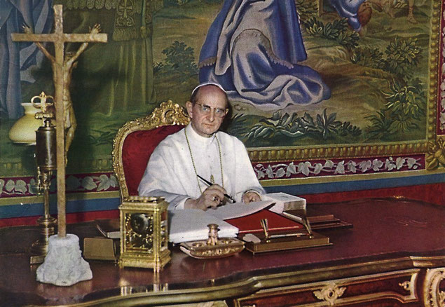 Paolo VI firma lettera enciclica