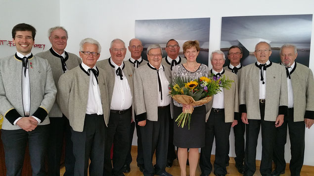 18. Juni 2018: Ständchen zum 50. Geburtstag für Vize-Bürgermeisterin Christine Oppitz-Plörer, Rathaus/Innsbruck