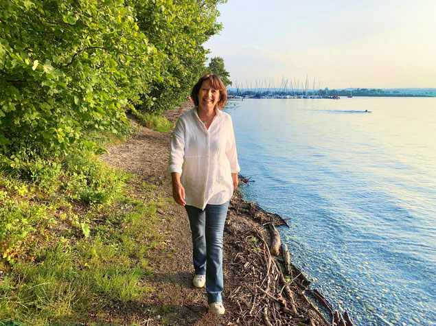 Anette Fattah – Erkennen und Auflösen von Blockaden helfen glücklicher und zufriedenenr zu sein.