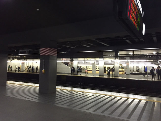 夜の京都駅