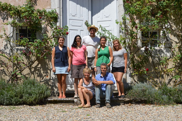 Thierry, Isabelle et leurs enfants.